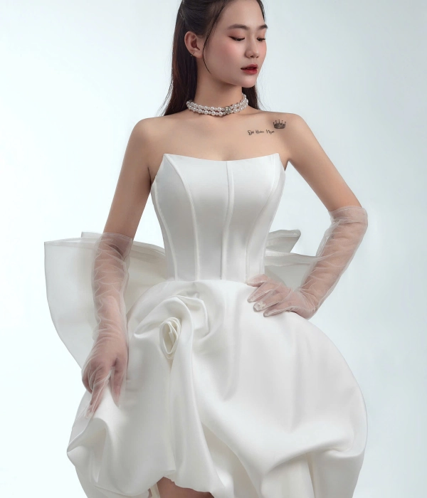 Sản phẩm váy cưới ngắn 43
